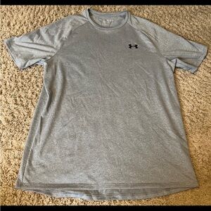 Under Amour dri-fit shirt. Mens size M